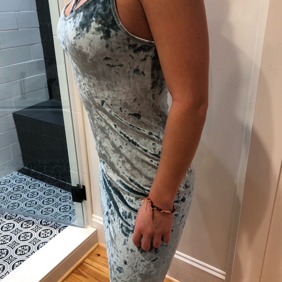 - - Blue crushed velvet dress new without tag - Picture 5 of 7